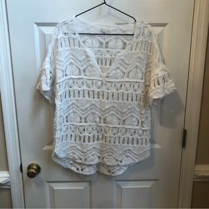Dee Elle crochet top
